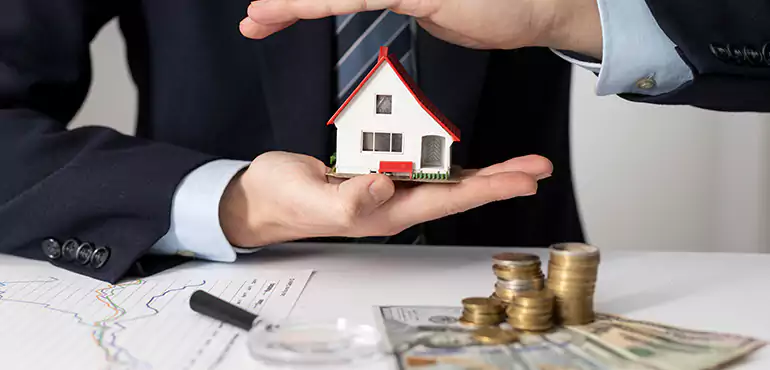 Who Do We Buy Houses From in Sterling Heights, MI?